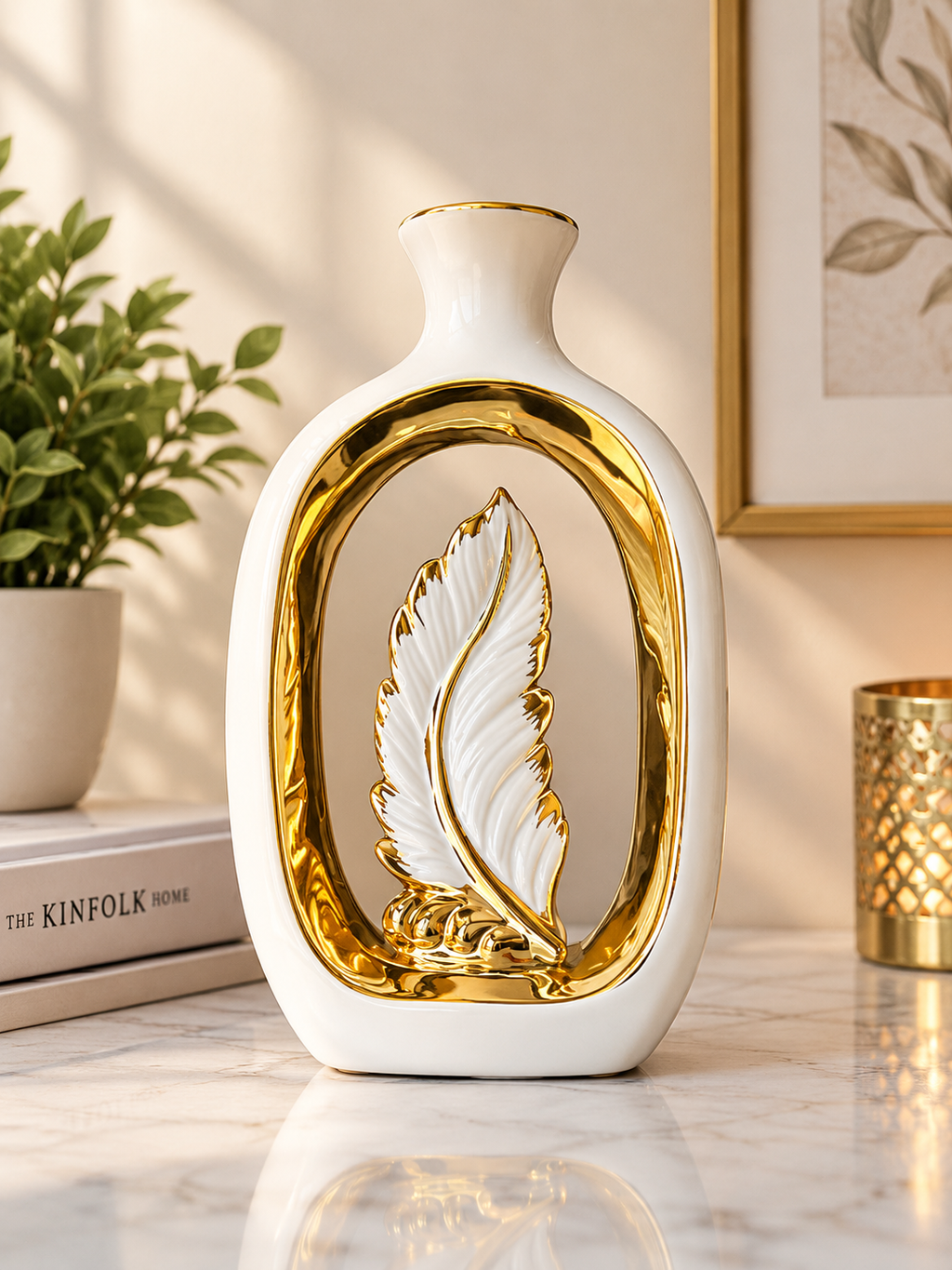Vase inserted Leaf