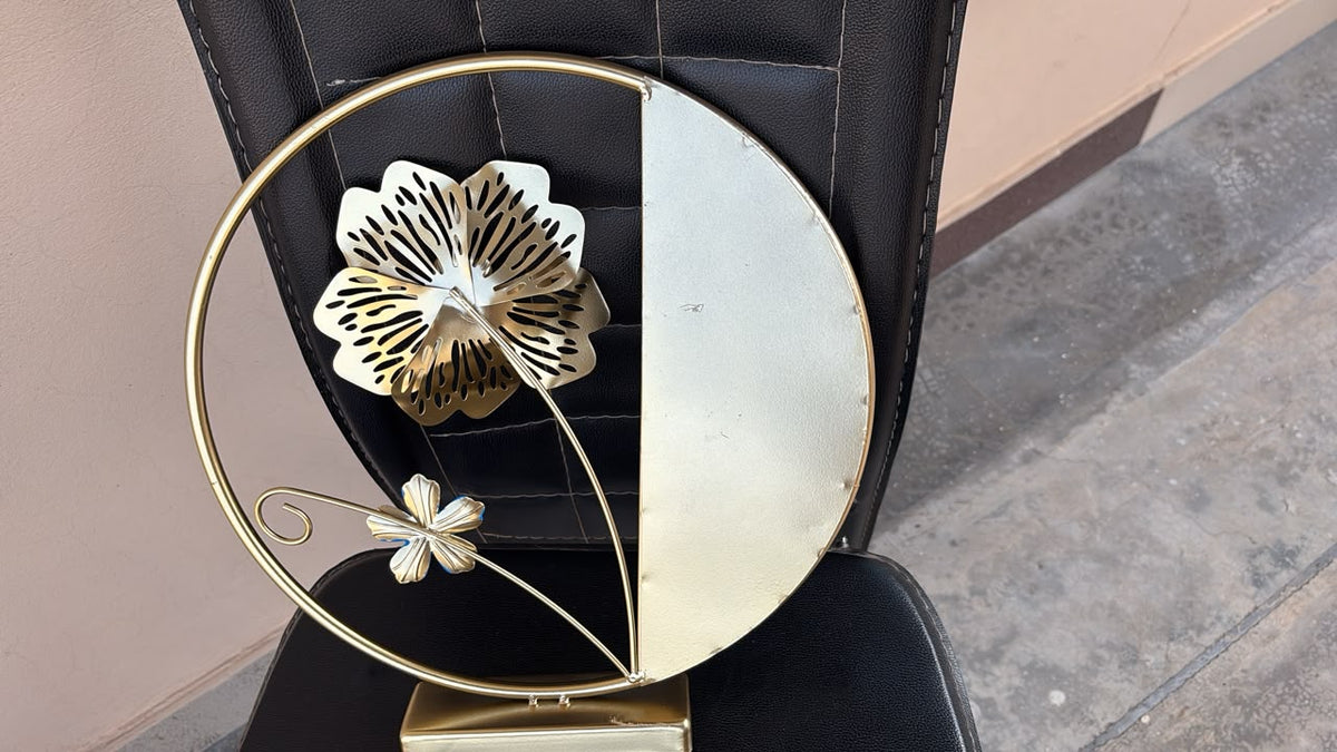 Metal Stand Round Decor