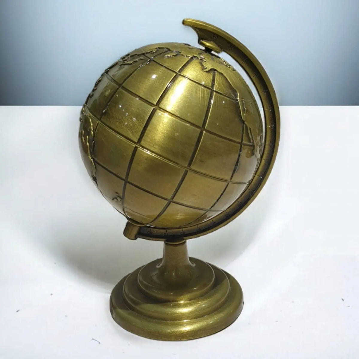 Metal Globe Golden Sparkles